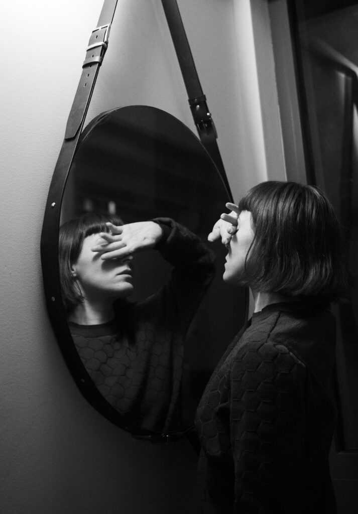 El poder de la imagen en la autoestima femenina